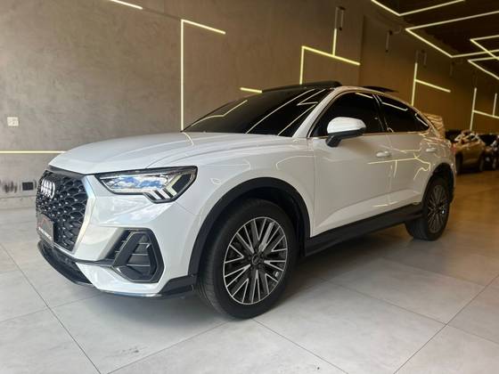 AUDI Q3 2.0 40 TFSI GASOLINA SPORTBACK PERFORMANCE QUATTRO TIPTRONIC